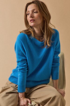 Women's sweater with round neckline - The Cashmere Collection